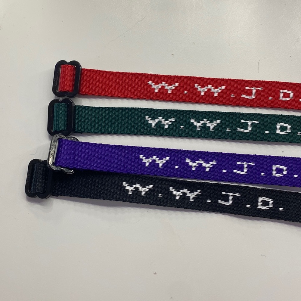 -what would Jesus do bracelets brand new 4 pack